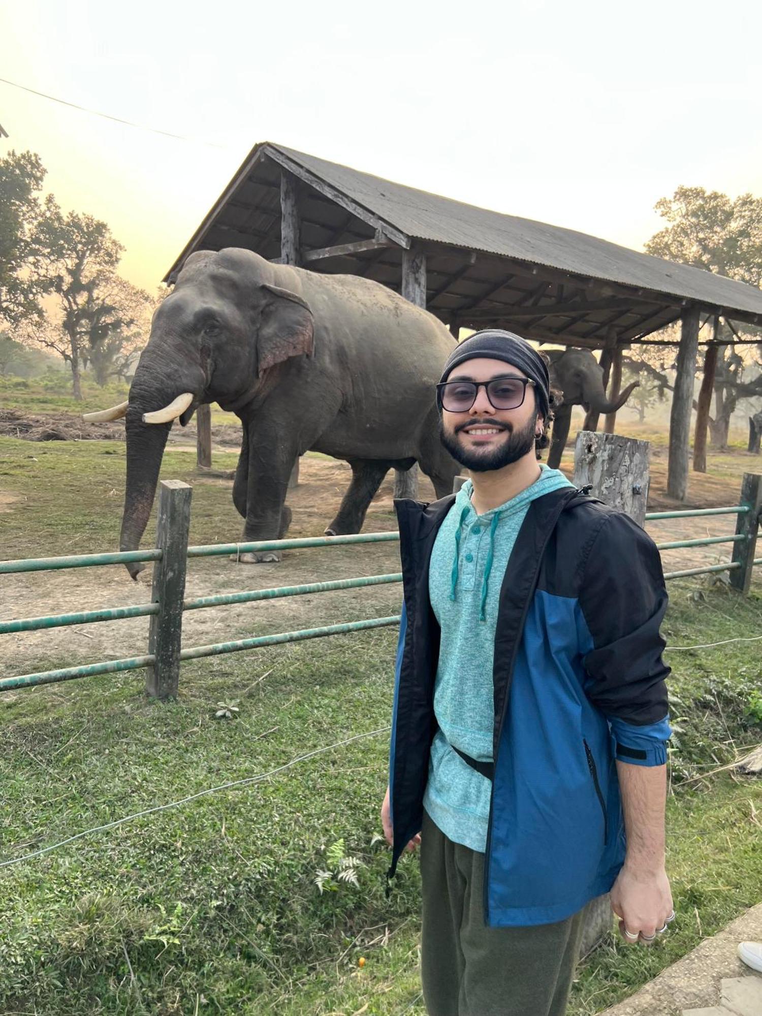 Hotel Ama Garden Sauraha Exteriér fotografie