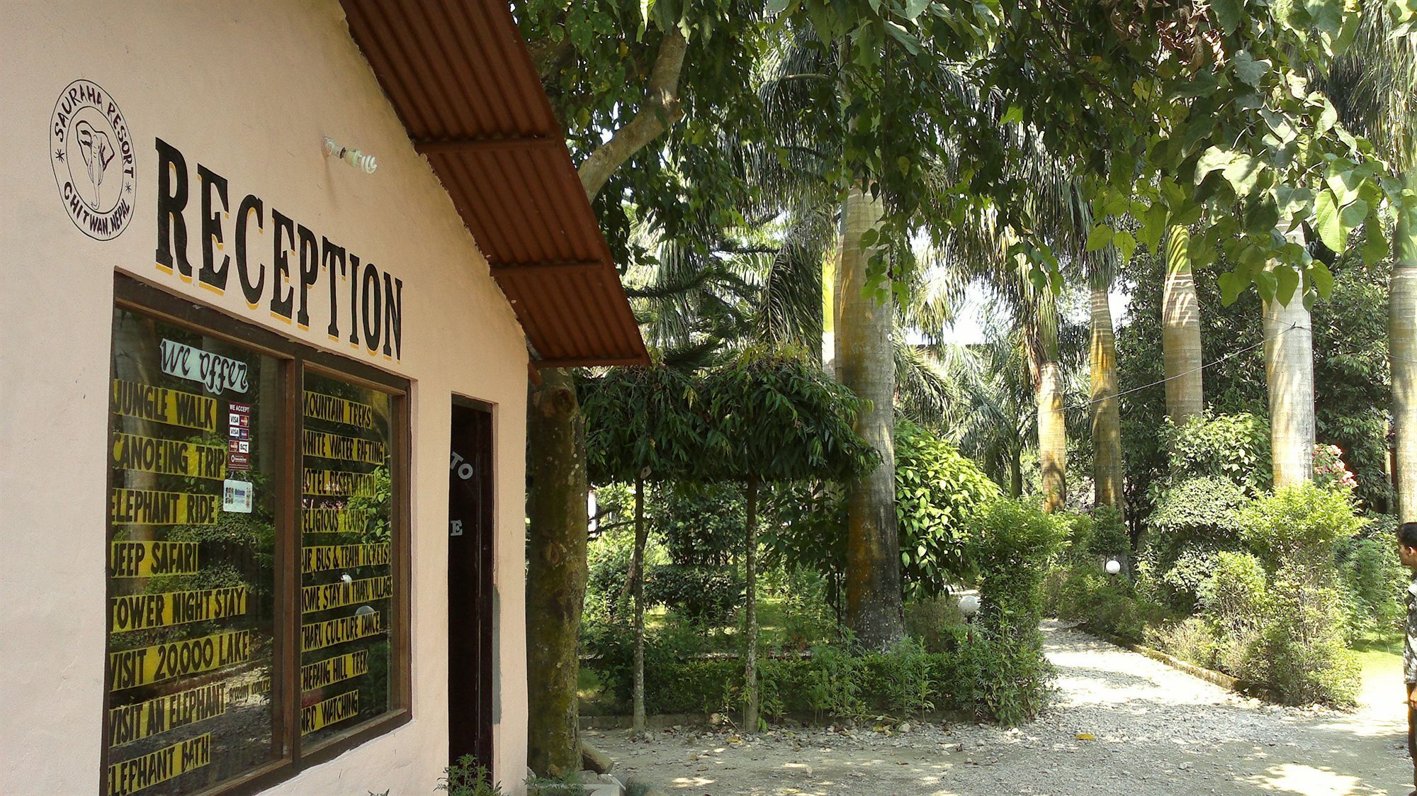 Hotel Ama Garden Sauraha Exteriér fotografie